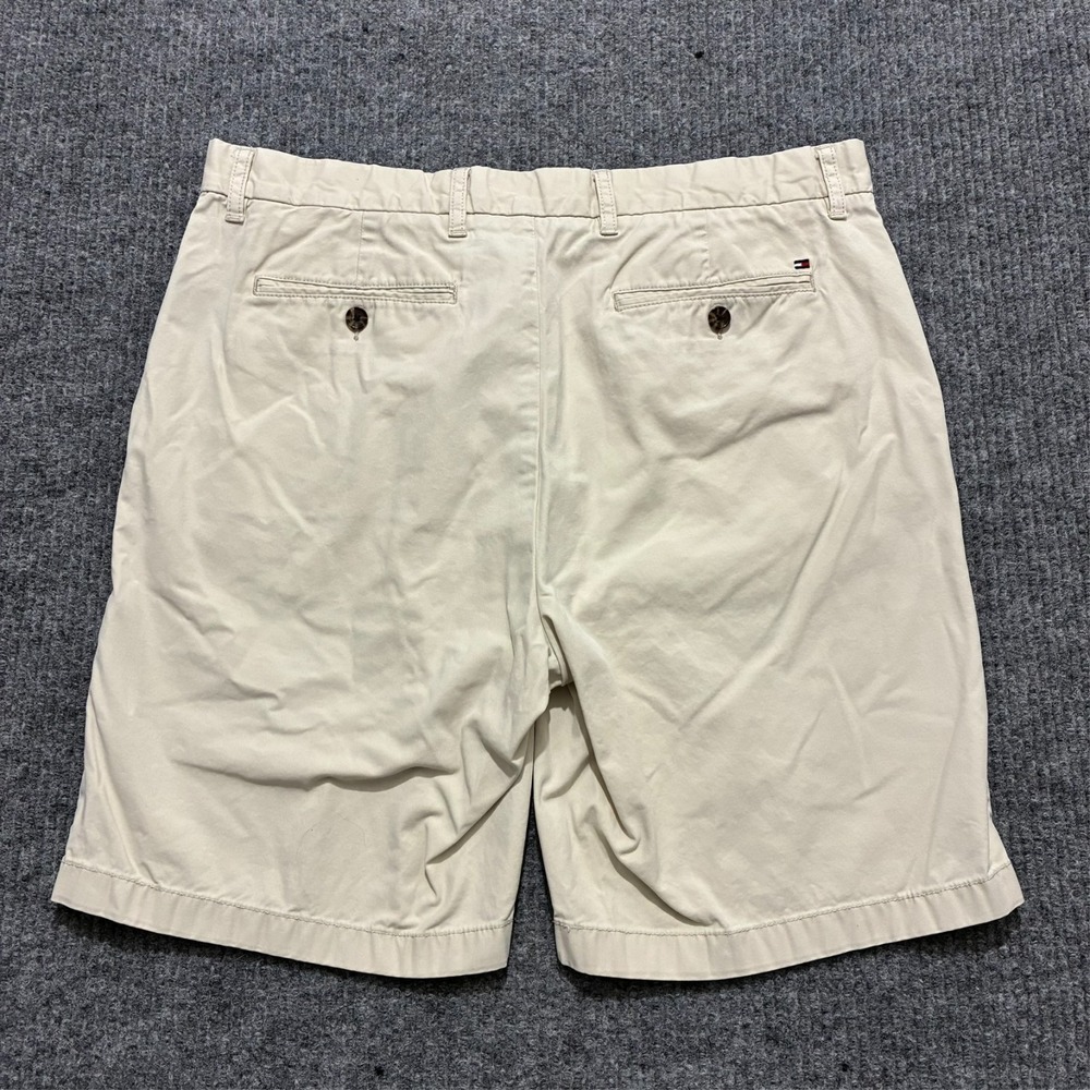 Tommy Hilfiger Mens Chino Shorts Size 36 Beige Cotton Flat Front Mid Rise - Picture 8 of 9